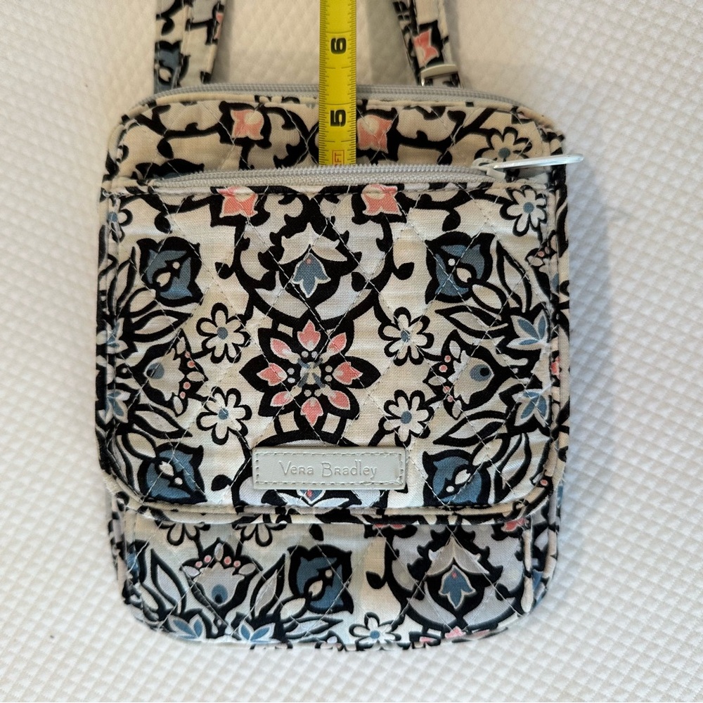 Vera Bradley Little Girl Floral EUC Crossbody Bag Purse perfect for a little one - Picture 8 of 11